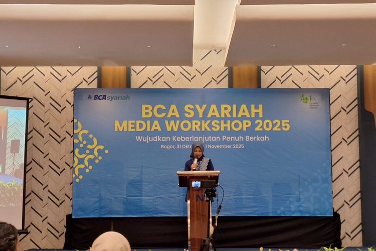 Presiden Direktur BCA Syariah Yuli Melati Suryaningrum usai acara Media Workshop 2025, Jumat (31/10/2025).