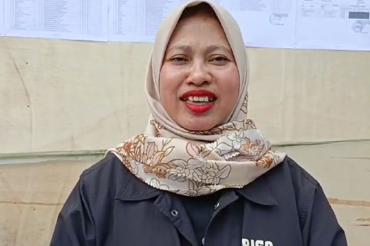 Komisioner KPU PPU Bidang Informasi dan Data Wiwik Susiati 