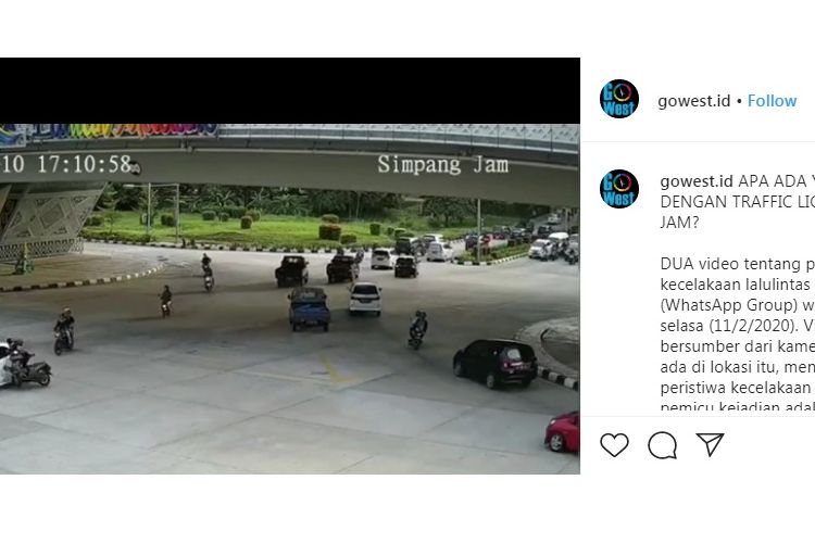 Viral rekaman CCTV dua kecelakaan di underpass Fly Over Simpang Jam di Batam, yang terjadi dalam rentang satu jam. Diduga traffic light mati sehingga menyebabkan kecelakaan. 