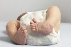 Geger Mayat Bayi Laki-laki Ditemukan di Saluran Air, Dikira Boneka