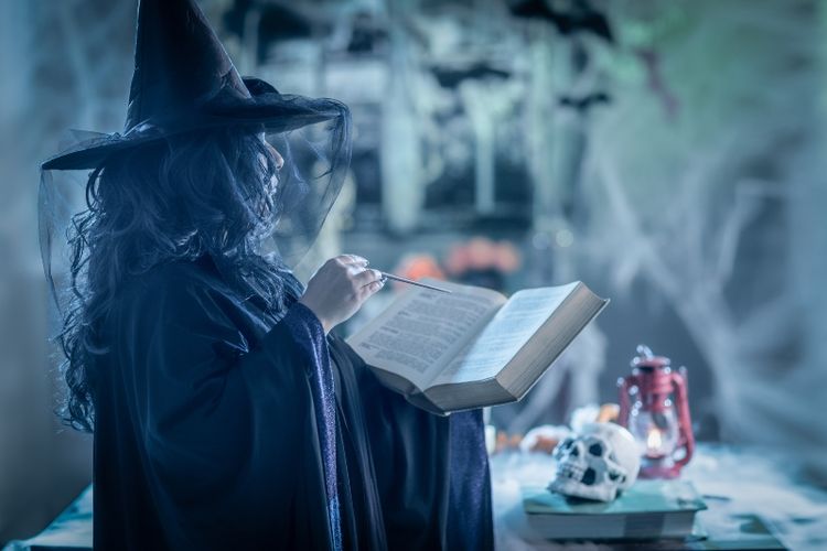 Ilustrasi ilmu sihir dan ilmu gaib. University of Exeter di Devon, Inggris membuka program magister Ilmu Sihir dan Ilmu Gaib pada September 2024.