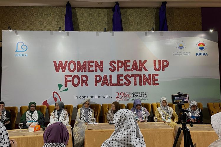 Adara Relief International menggelar acara diskusi untuk menyuarakan keberanian bela Palestina bagi perempuan.