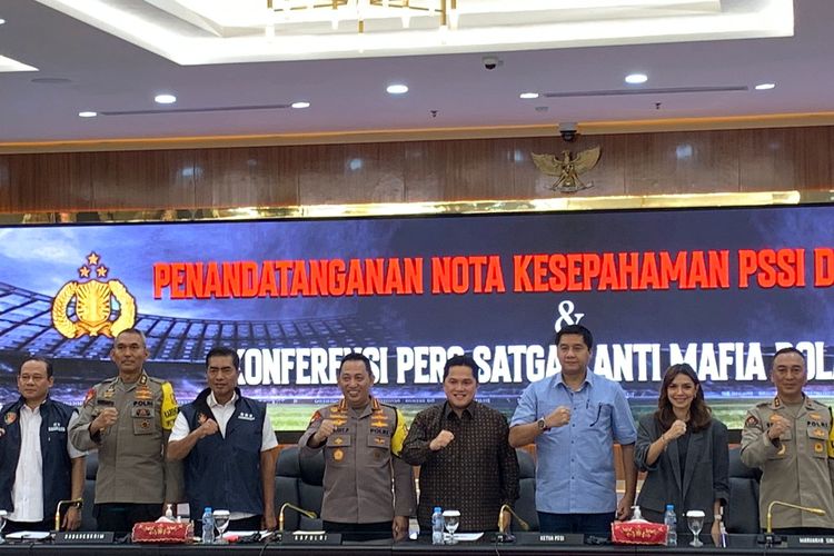 Konferensi pers tindak pidana Satuan Tugas Antimafia Bola di Mabes Polri, Jakarta, Rabu (13/12/2023).