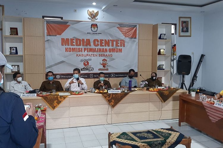 KPU Kabupaten Serang menetapkan dua pasangan calon di Pilkada Serang tahun 2020