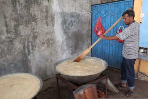 Tradisi Berbagi Kanji Rumbi untuk Menu Berbuka di Aceh