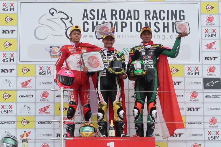 Pebalap Asia Honda Racing Team (AHRT), Irfan Ardiansyah, menjadi runner-up pada race pertama kelas Asia Production (AP) 250 seri keempat Asia Road Racing Championship (ARRC) 2019 di Sirkuit Suzuka, Jepang, Sabtu (29/6/2019).
