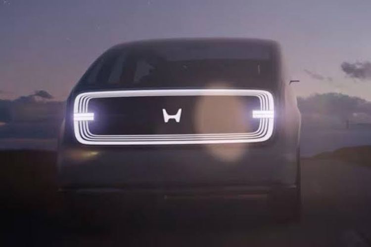 Honda memperkenalkan logo baru.