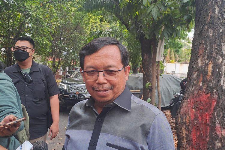 Ketua DPP Partai Demokrat Herman Khaeron saat ditemui di kediaman Agus Harimurti Yudhoyono (AHY), Jalan Prapanca Raya, Jakarta, Minggu (22/10/2023). 