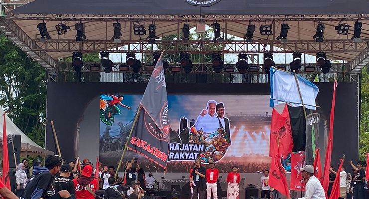 Revolusi Cinta dan "Ngintili" dalam Pantun Butet Kartaredjasa di Kulon Progo...