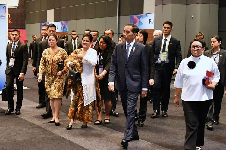 Menko PMK dampingi Presiden Jokowi hadiri sidang pleno KTT ASEAN ke-33