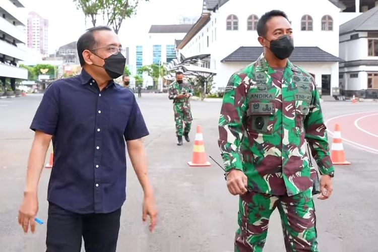 Menteri Sekretariat Negara (Mensesneg) Pratikno bertemu Kepala Staf Angkatan Darat (KSAD) Jenderal TNI Andika Perkasa di Mabes Angkatan Darat (Mabesad), Jakarta, beberapa waktu lalu.