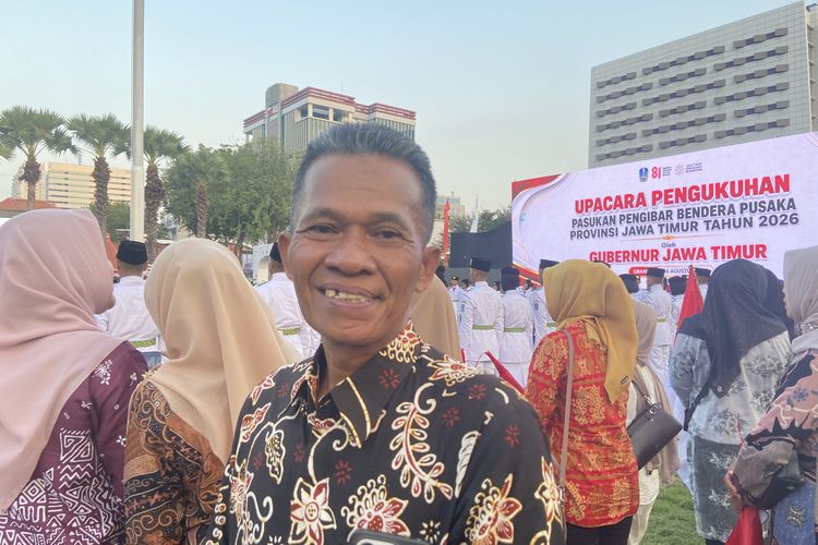 Bangganya Pedagang Kelontong Asal Pacitan Lihat Anaknya Jadi Paskibraka Jatim