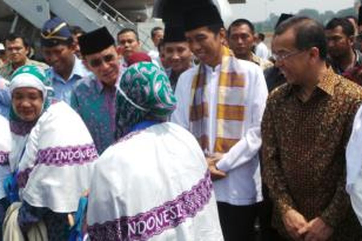 Menteri Agama Suryadharma Ali dan Gubernur DKI Jakarta Joko Widodo.