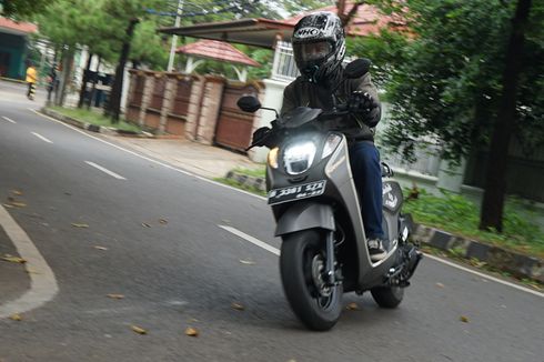 Begini Teknik Pengereman Motor Matik yang Benar