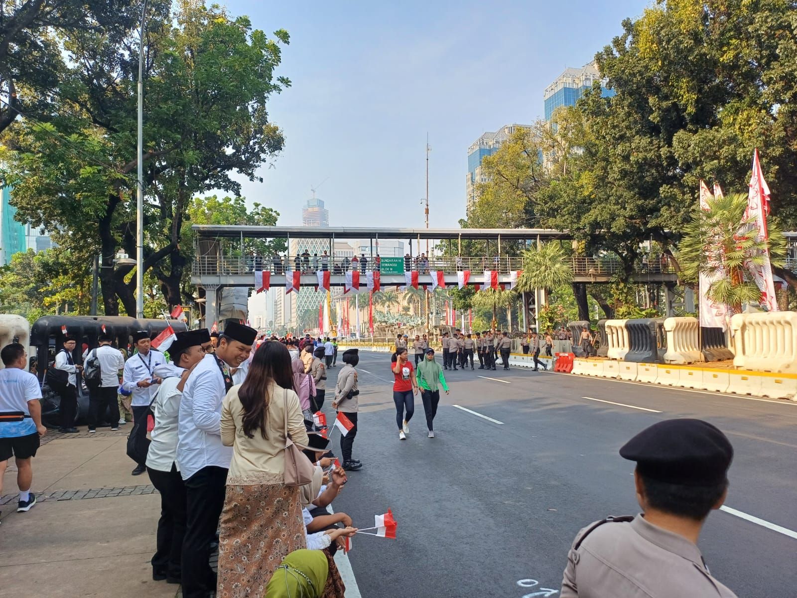1 Jalur Medan Merdeka Barat Ditutup Jelang Kirab Bendera Merah Putih ke Istana Merdeka