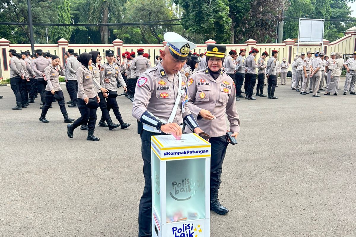 1.713 personel Polres Bogor menggalang donasi dengan keropak untuk korban bencana alam di wilayah Aceh dan Sumatera. Dok Polres