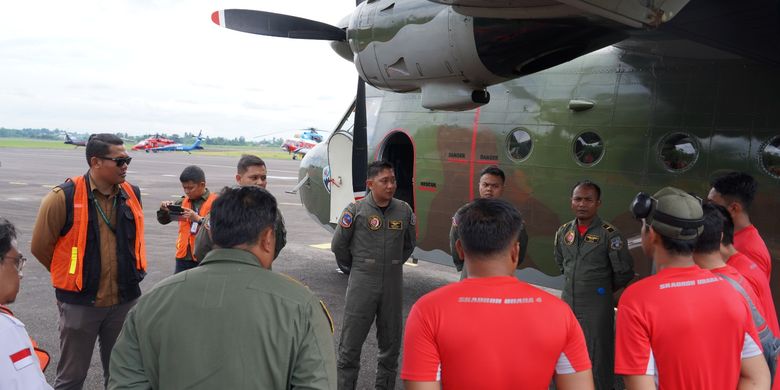 Pengarahan kegiatan TMC di Provinsi Sumatera Selatan bersama TNI AU, BRIN, dan BMKG yang dilaksanakan pada Juni 2023.

