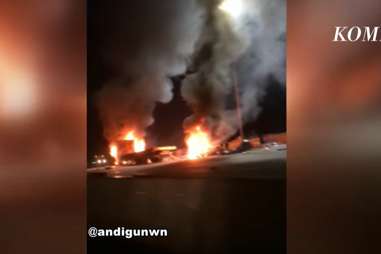 Sebuah truk air menabrak enam mobil yang sedang mengantre di loket pembayaran gerbang tol Ciawi. Akibat kecelakaan maut ini, 8 orang meninggal dunia dan belasan luka-luka.Kecelakaan di Gerbang Tol Ciawi: Kronologi, Dugaan Penyebab, dan Identitas Korban