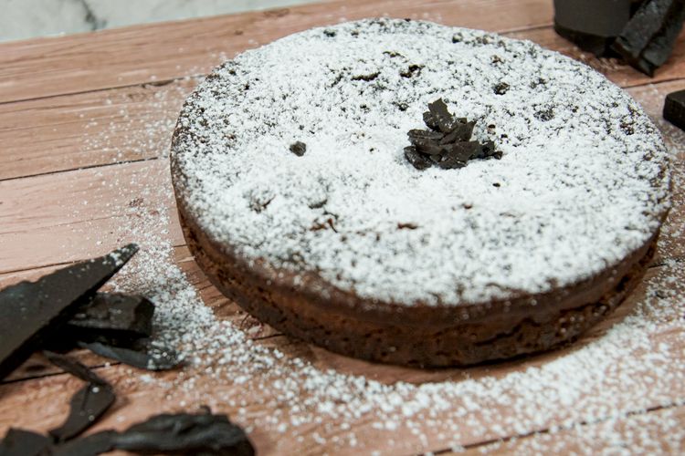 Chocolate cake rice cooker