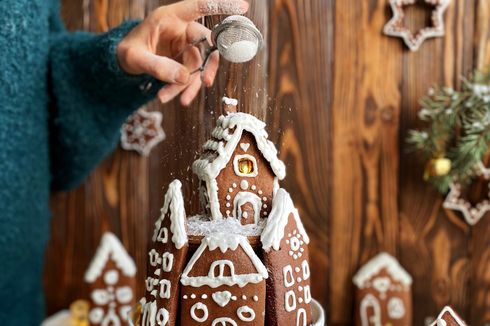 7 Cara Susun Gingerbread House, Kegiatan Seru Menjelang Natal