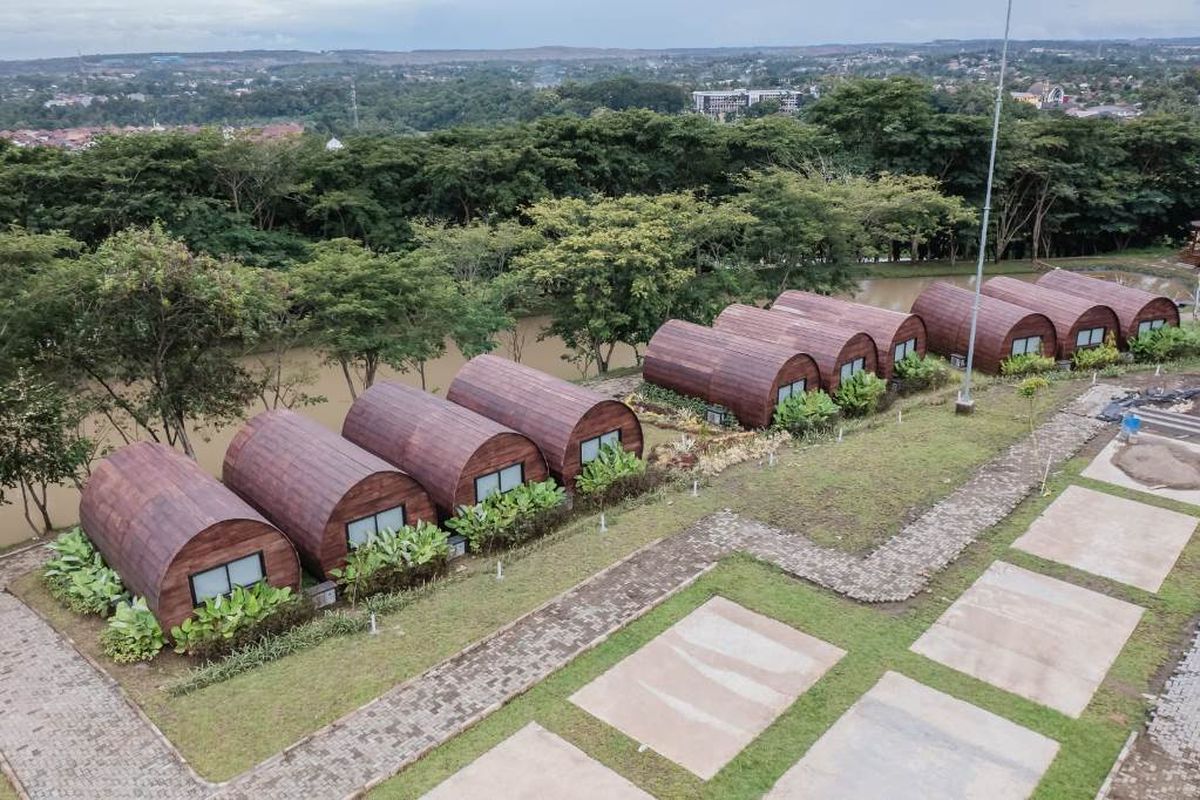 Tampak beberapa fasilitas penginapan yang ada di Botanical Garden Tanjung Enim, di Kecamatan Lawang Kidul, Kabupaten Muara Enim, Sumatera Selatan. 