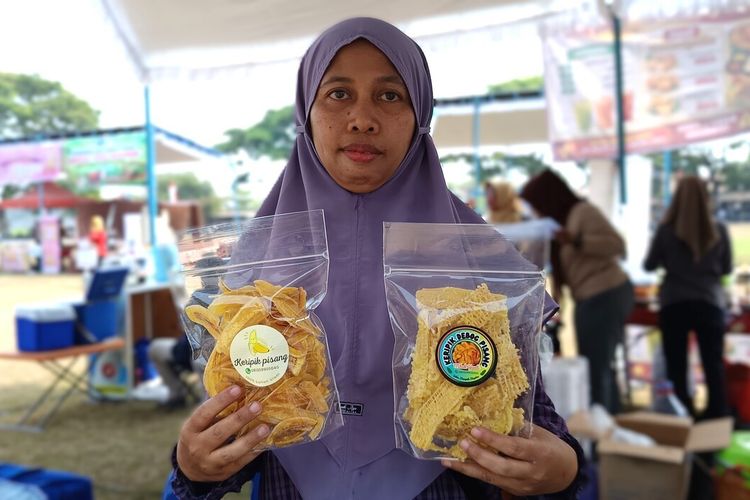 Dari yang Terbuang, Yanti Menemukan Harapan di Balik Keripik Gedebog Pisang