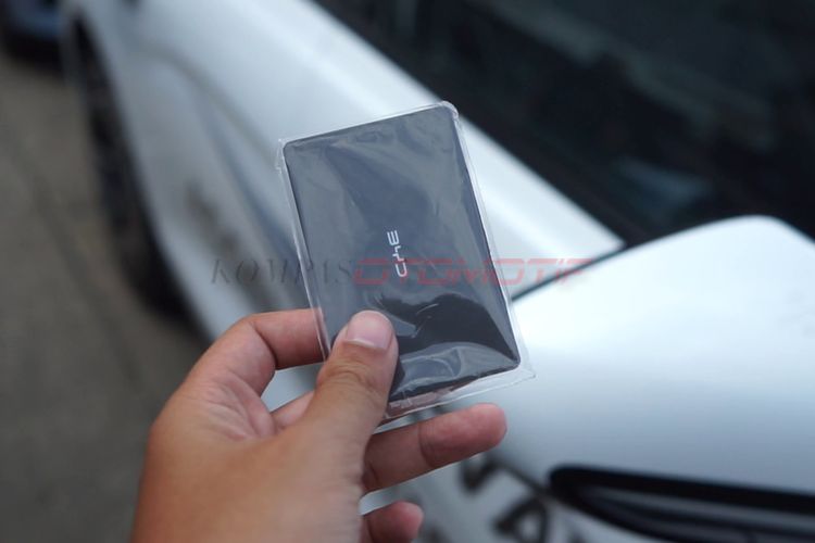 
Salah satu yang cukup menonjol di mobil listrik BYD ialah aplikasi kartu near field communication (NFC) untuk membuka pintu.