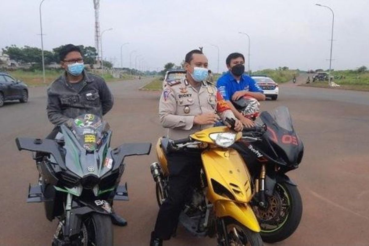 Satuan Lalu Lintas Polres Tangerang Selatan telah mengecek trek atau tempat sirkuit Street Race di kawasan Jalan Baru Gipti, BSD City, Pagedangan, kabupaten Tangerang.