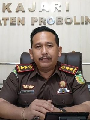 Kajari Kabupaten Probolinggo David P. Duarsa menyebut tersangka dijerat denda lebih besar dari pasal yang diterapkan  kepolisian 