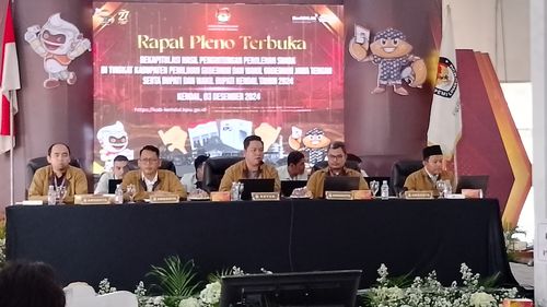 KPU Kendal Gelar Rapat Pleno Rekapitulasi Suara Pilkada 2024