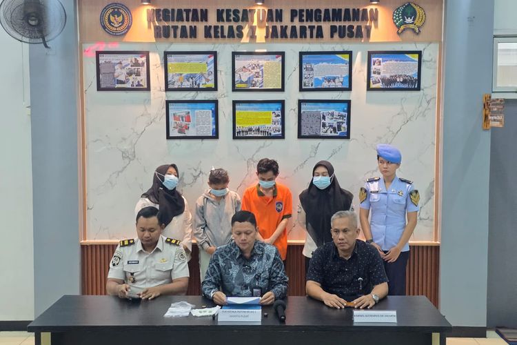 Jenguk Pacar di Rutan Salemba, Wanita Ini Ditangkap usai Sembunyikan Ekstasi di Tisu