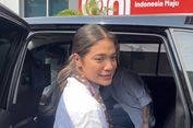 Istri Nadiem Jenguk Suami di Tahanan, Bawa Rantang Berisi Samosa dan Pastel