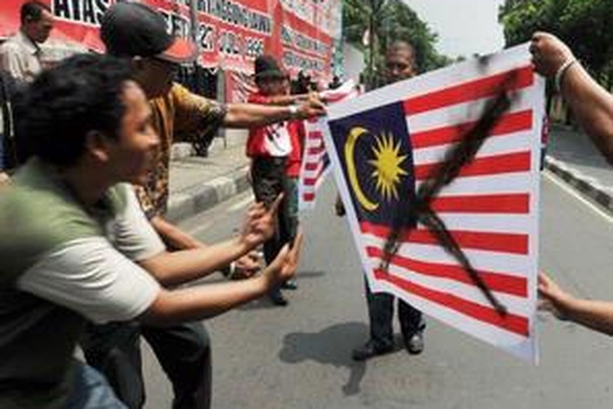 Ilustrasi unjuk rasa di depan Kedutaan Besar Malaysia di Jakarta.