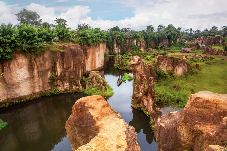 Tebing Koja, salah satu tempat wisata Tangerang Selatan dan sekitarnya.