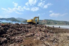 100 Ton Sampah Dikumpulkan dari Pantai di Sukabumi, Baru 40 Persen yang Dibersihkan