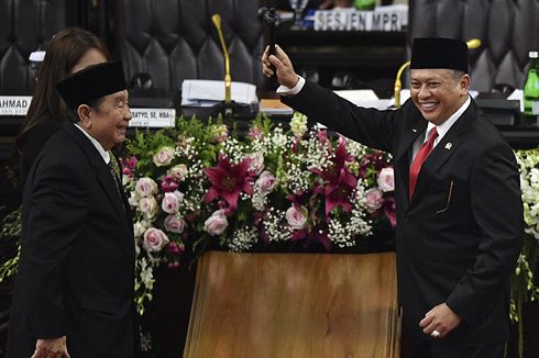 Mengapa Jabatan Ketua MPR Jadi Rebutan?