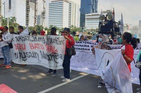 Warga Rusun Marunda Tuntut Anies Segera Hentikan Pencemaran akibat Abu Batu Bara