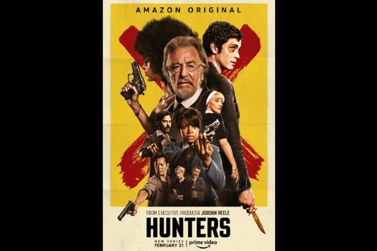 Al Pacino dan Logan Lerman dalam serial drama Hunters (2020).