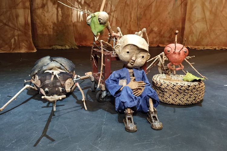 20 Tahun Papermoon Puppet Theatre, Iwan Effendi: Semua Cara Dipakai, Semua Teman Diminta Bantuin