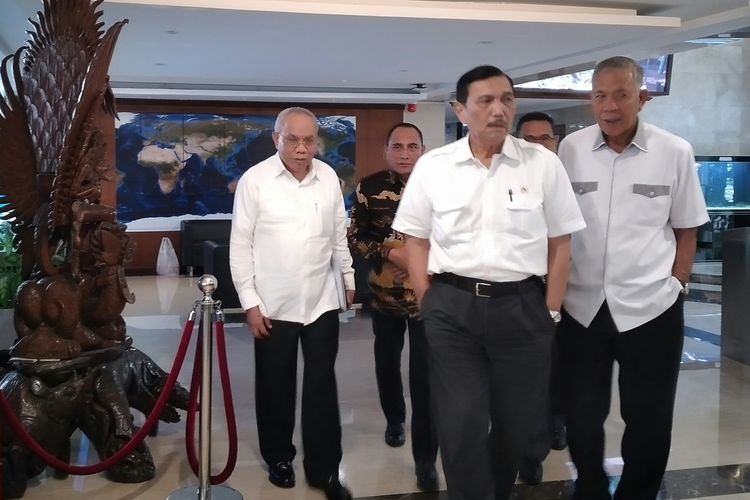 Gubernur Sumatera Utara, Edy Rahmayadi menyambangi Menko Maritim dan Investasi, Luhut B Panjaitan di kantor Kemenko Marves, Jakarta, Kamis (6/2/2020).