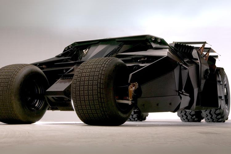 Batman Tumbler akan dijual untuk umum oleh Warner Bros dengan jumlah hanya 10 unit.