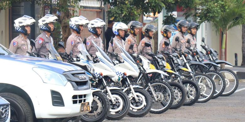 Gelar pasukan untuk Operasi Patuh Progo 2025 di Kabupaten Kulon Progo, Daerah Istimewa Yogyakarta,selama dua pekan ke depan. Apel gelar pasukan dilaksanakan, Senin (14/07/2025) pagi.