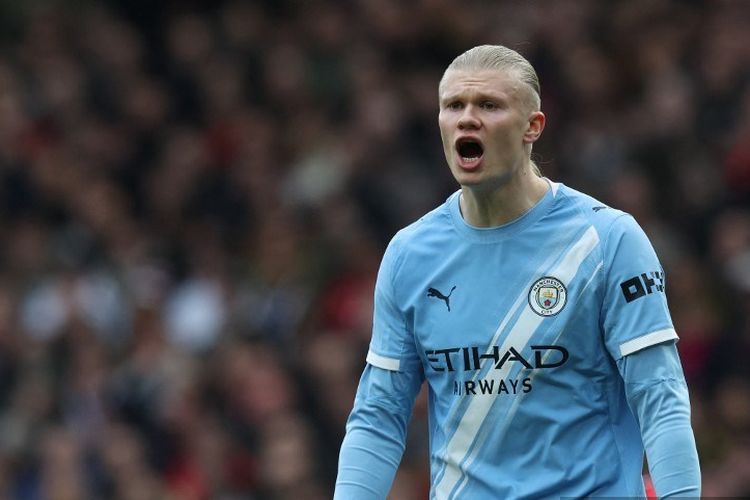 Penyerang andalan Manchester City, Erling Haaland, nyaris tak memberi dampak dalam kekalahan 0-2 dari Manchester United di Old Trafford, Sabtu (17/1/2026).