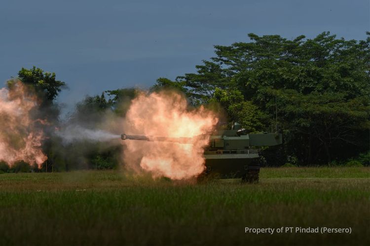 Tank Harimau produksi PT Pindad (Persero) sukses menjalani uji tembak atau firing test dengan kanon kaliber 105 milimeter (mm) yang digelar di Pusat Pendidikan Infanteri (Pusdikif) TNI AD, Kabupaten Bandung Barat, Jawa Barat, 24-25 Februari.