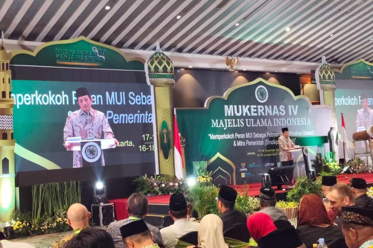 Menag Sampaikan Permohonan Maaf Prabowo karena Tak Hadir di Pembukaan Mukernas MUI