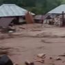 Pencarian 4 Korban Banjir Bandang di Nagekeo Terkendala Batu-batu Besar dan Gelombang Tinggi