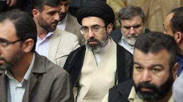 Mojtaba Khamenei Jadi Pemimpin Tertinggi Iran, Ini Sejarah Supreme Leader dari Khomeini hingga Kini