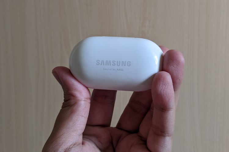 Samsung mengklaim baterai Galaxy Buds Plus bisa tahan hingga lebih dari 10 jam. 