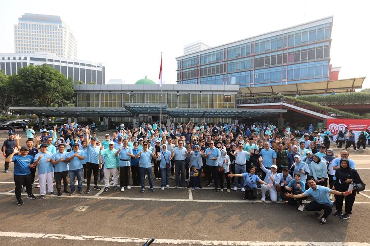Acara Fun Walk Keluarga Besar Kementerian PANRB, Minggu (27/7/2025).