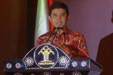 Pimpinan KPK Kritik Menteri Yuddy soal Bingkisan Lebaran